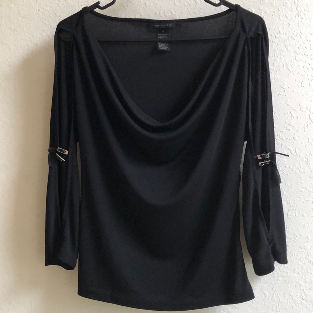 OPEN LONG SLEEVE TOP